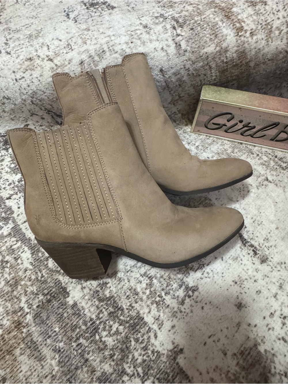 Frye sandra Ankle Chelsea Boots